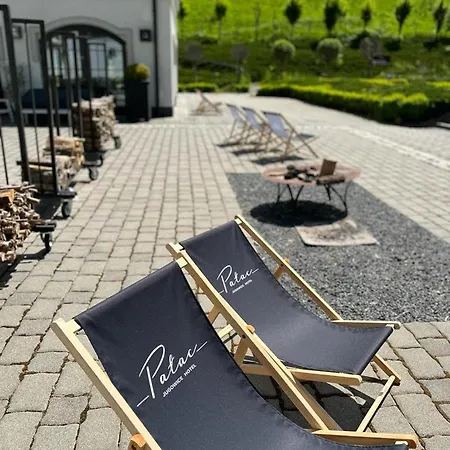 Lägenhetshotell Palac Jugowice Zagórze Śląskie