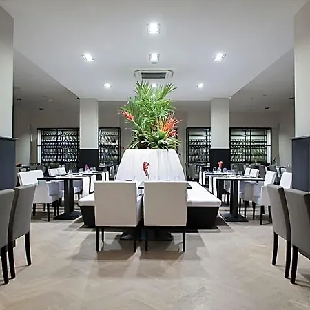 Palac Jugowice 아파트호텔 4*