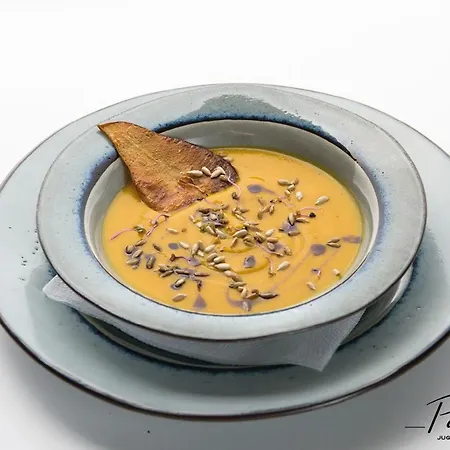 Palac Jugowice 아파트호텔 4*